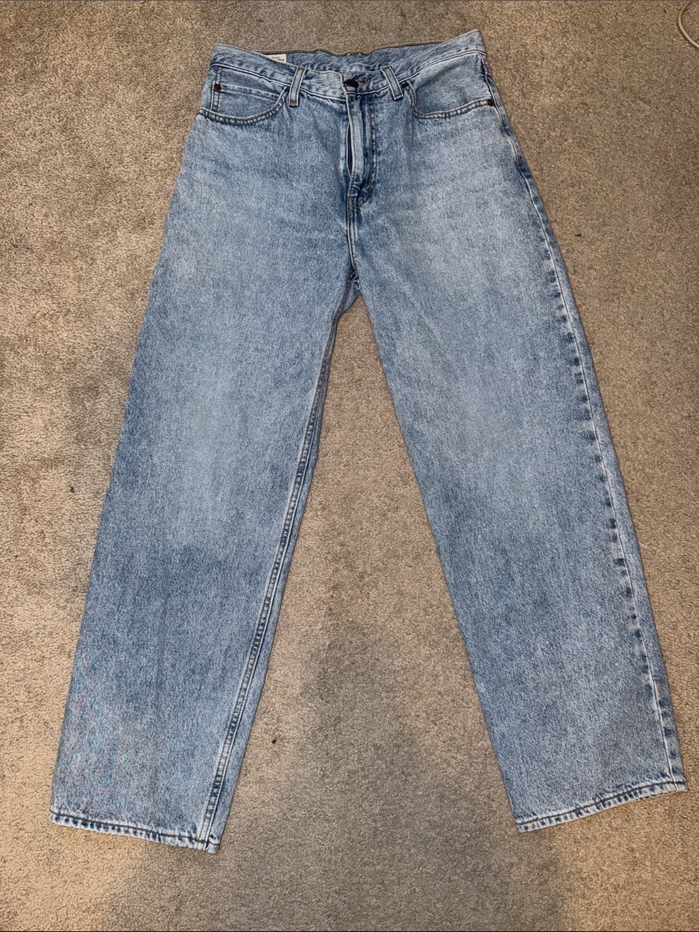 501 90s Women’s Classic Light Blue Straight-Leg Jeans 28x28